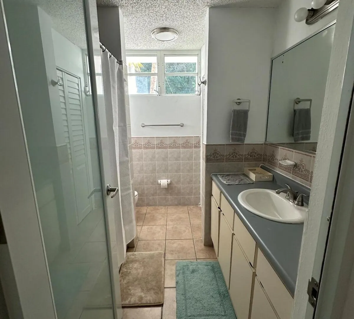 Large 1 Bedroom Apt With 2 Balconies And Pool 이사벨라 0*,